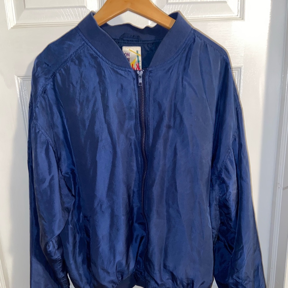 Men’s lightweight windbreaker jacket